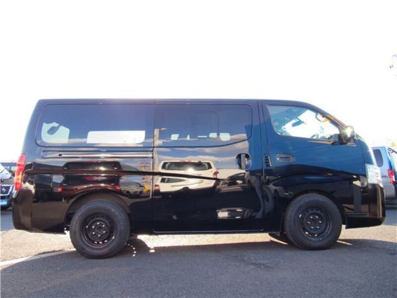 NV350 CARAVAN