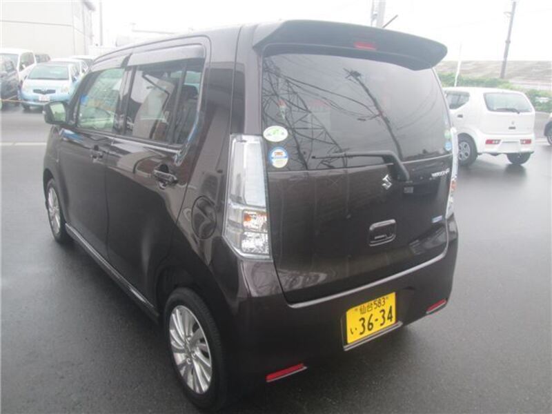 WAGON R