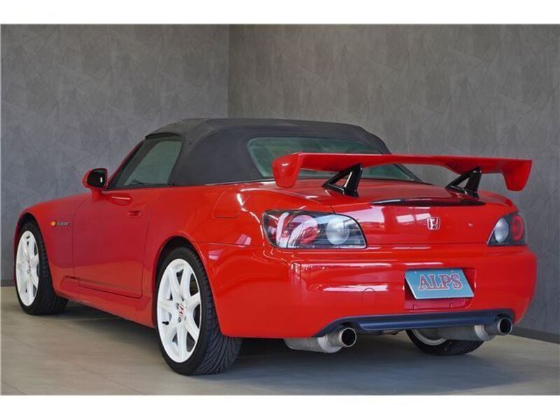 S2000