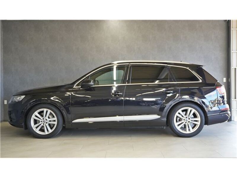 Q7