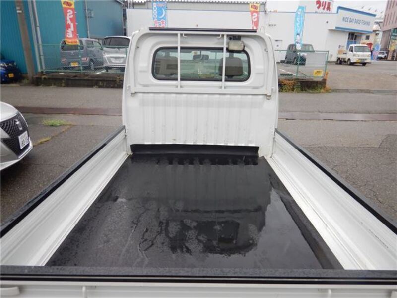 MINICAB TRUCK