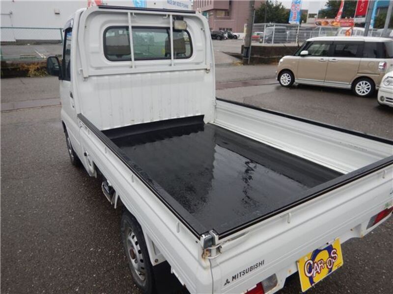 MINICAB TRUCK