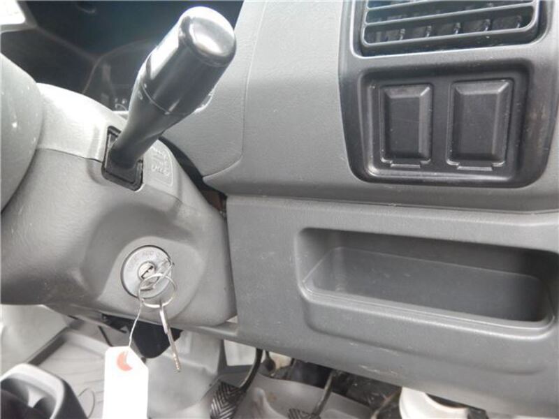 MINICAB TRUCK
