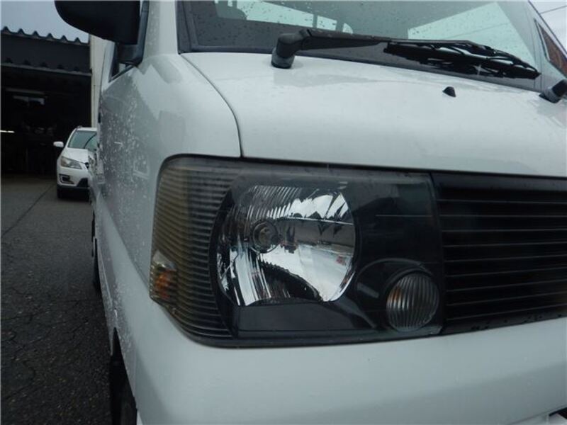 MINICAB TRUCK