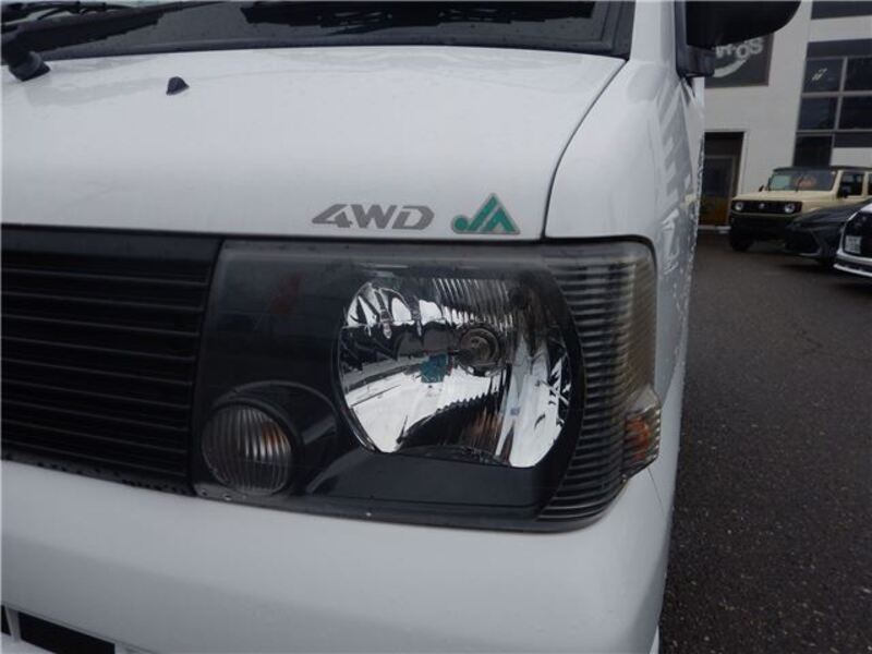 MINICAB TRUCK