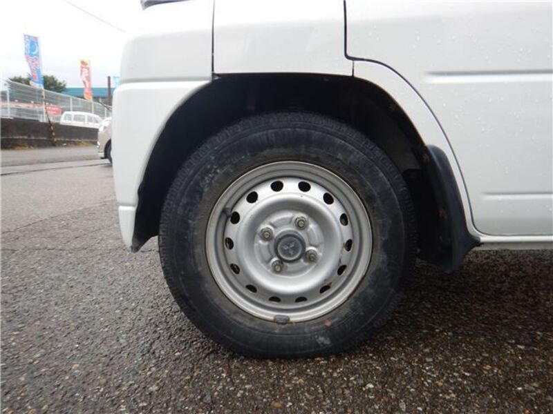 MINICAB TRUCK