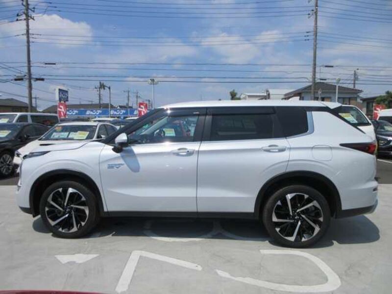OUTLANDER