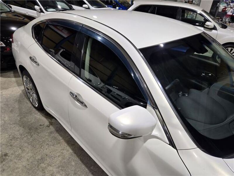 FUGA HYBRID