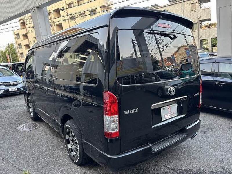 HIACE VAN