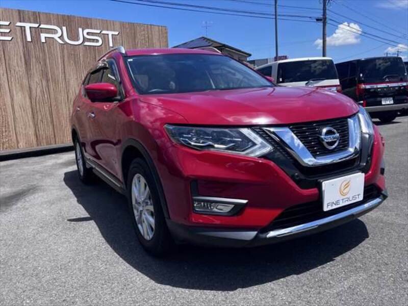 X-TRAIL