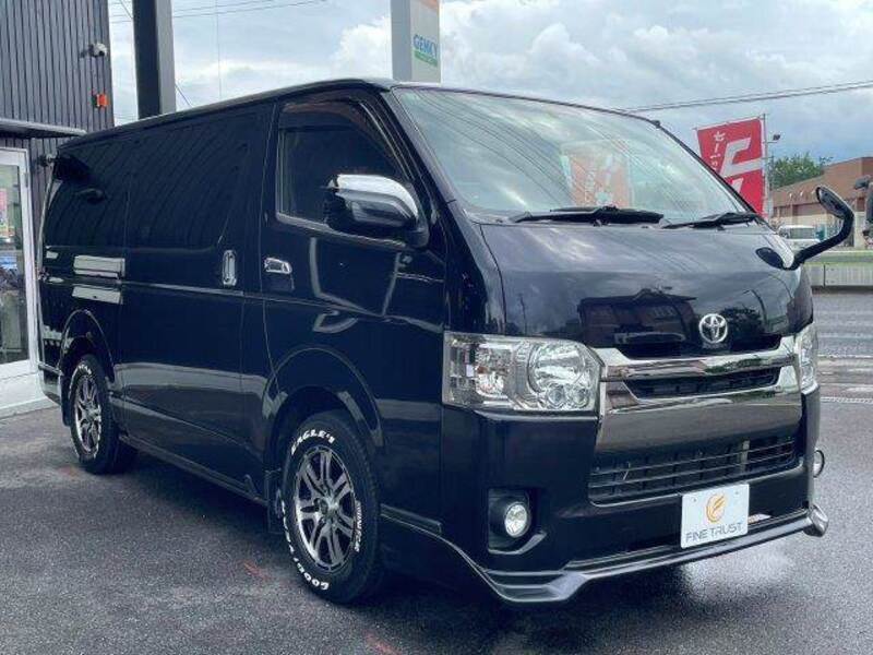 HIACE VAN
