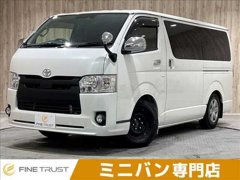TOYOTA HIACE VAN