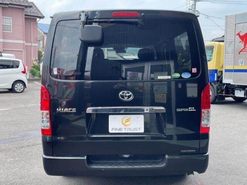 HIACE VAN