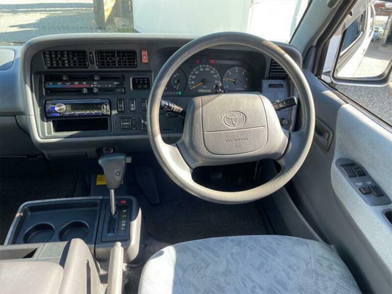 HIACE VAN-15