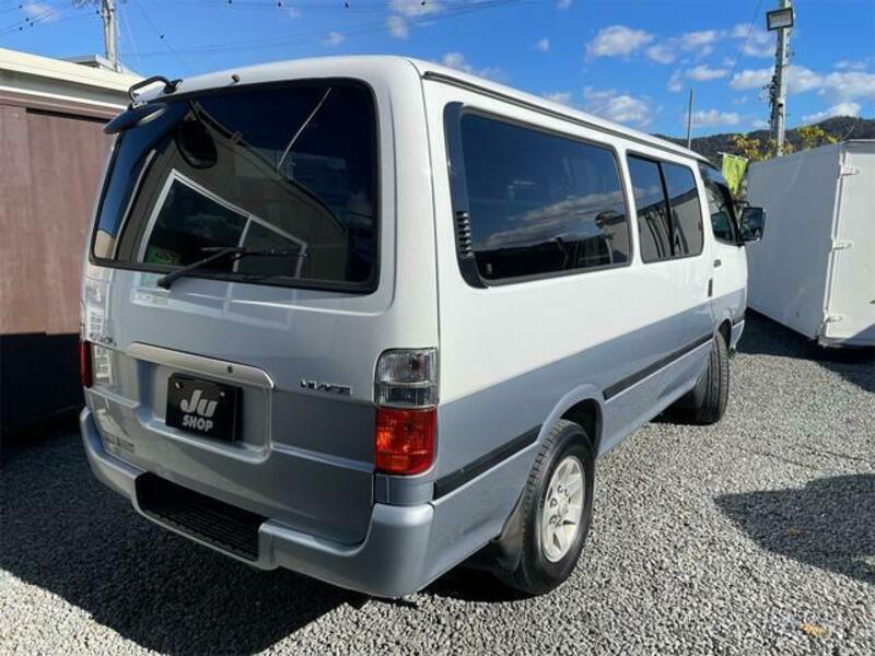 HIACE VAN-7