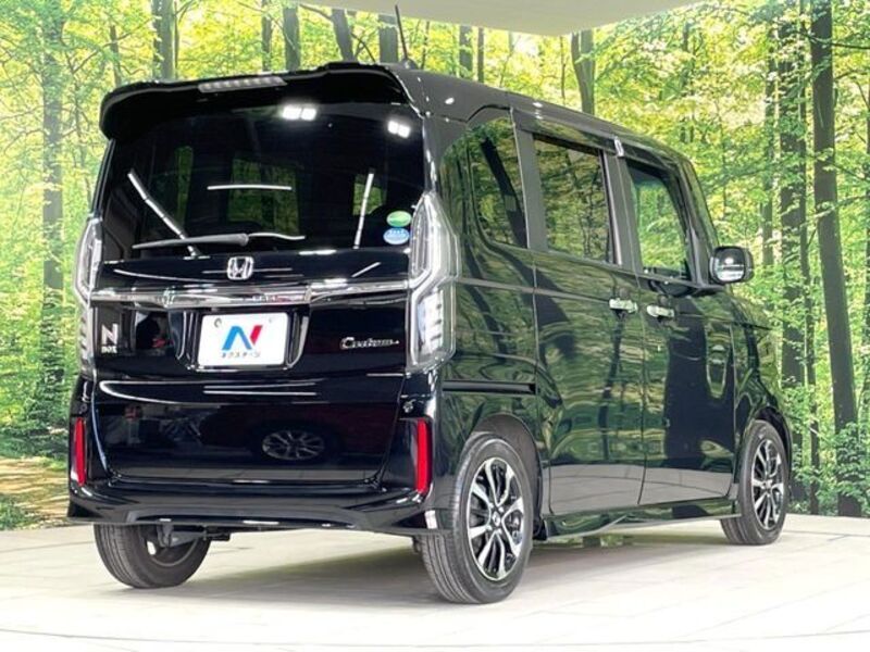 N BOX CUSTOM