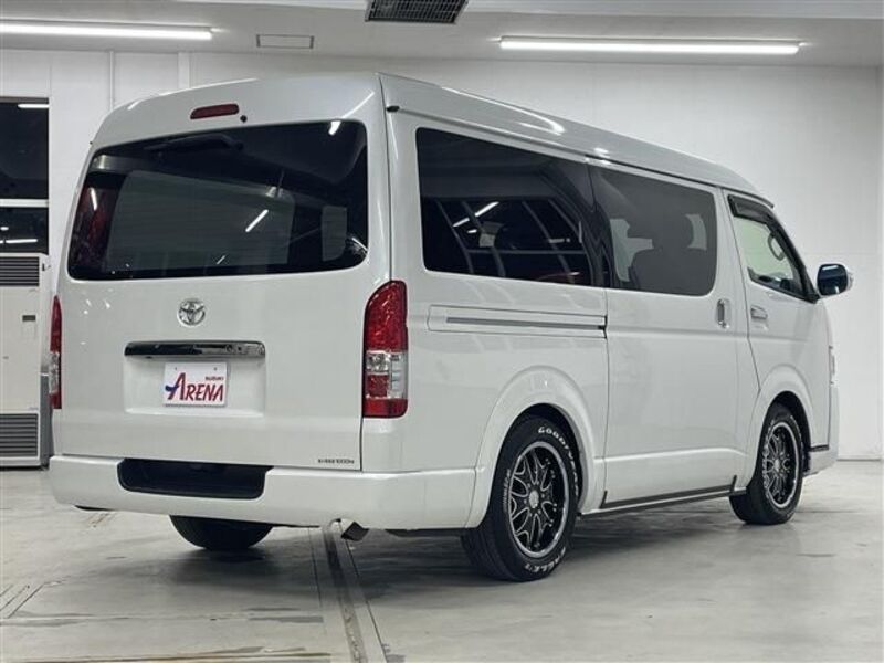 HIACE