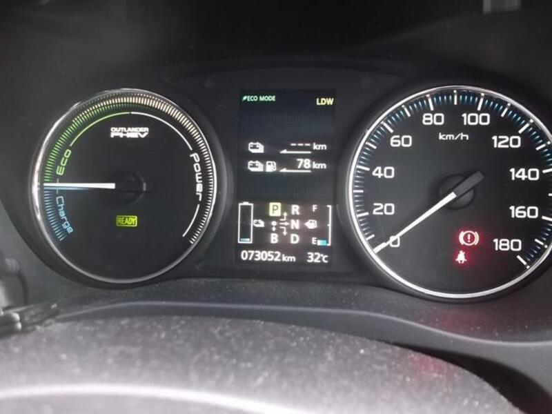 OUTLANDER PHEV