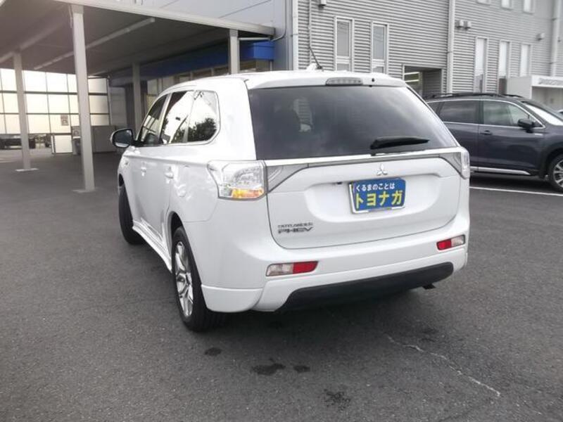 OUTLANDER PHEV