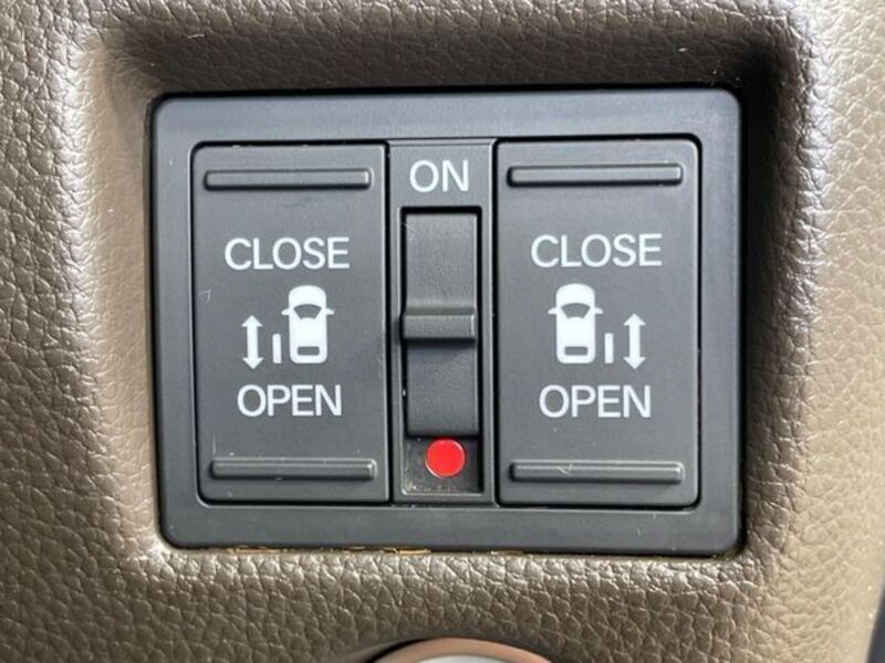 N BOX