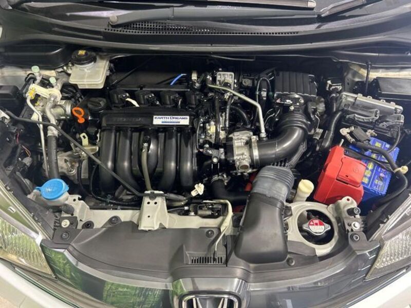 FIT HYBRID
