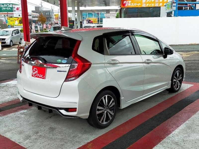 FIT HYBRID