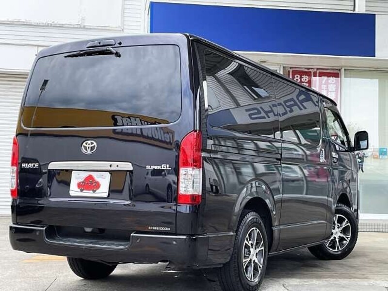 HIACE VAN