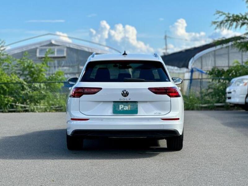 GOLF VARIANT