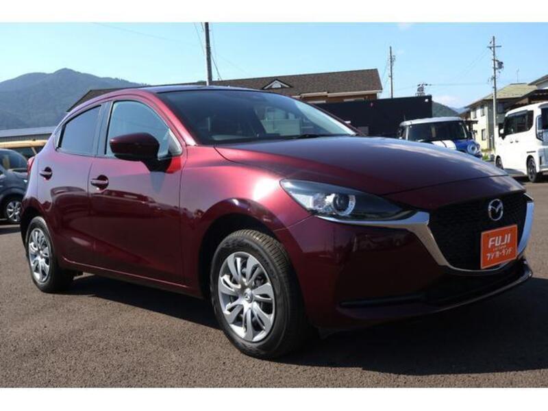 MAZDA2