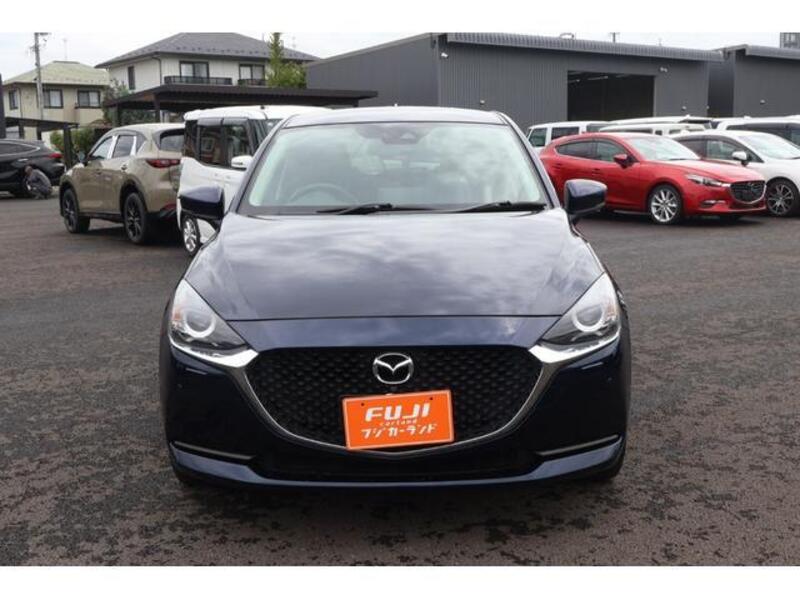MAZDA2