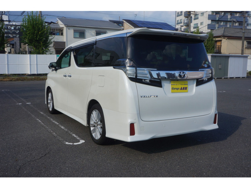 VELLFIRE