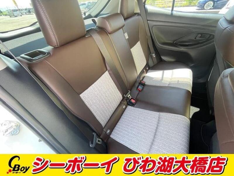 YARIS CROSS