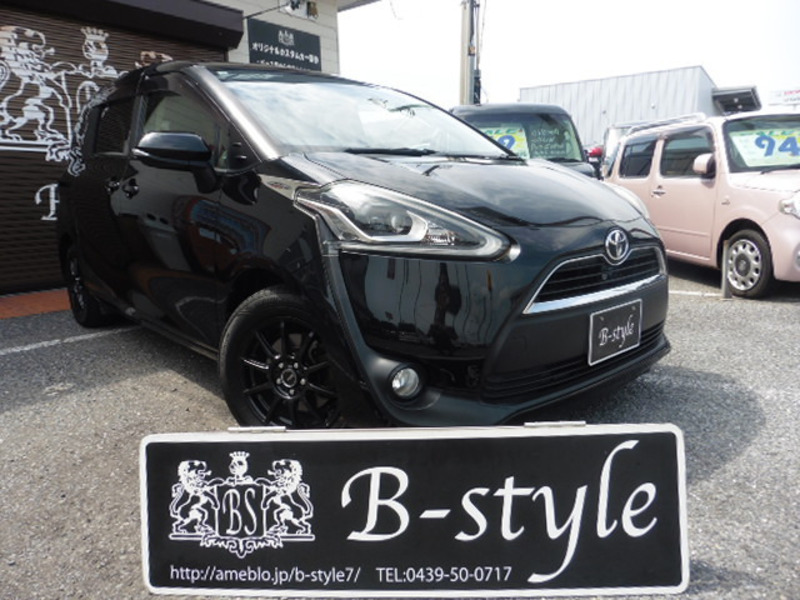 TOYOTA SIENTA