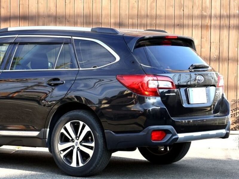 LEGACY OUTBACK