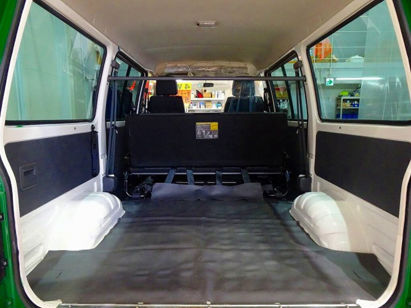 BONGO VAN