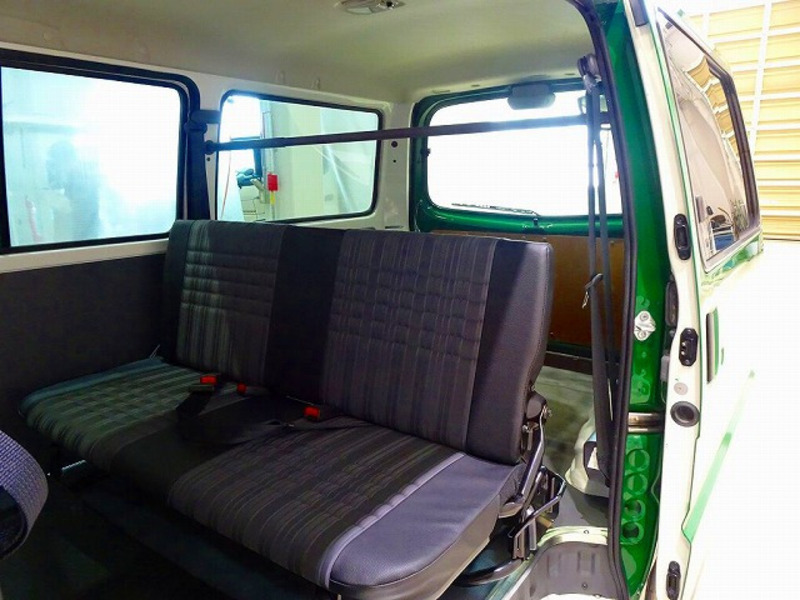 BONGO VAN