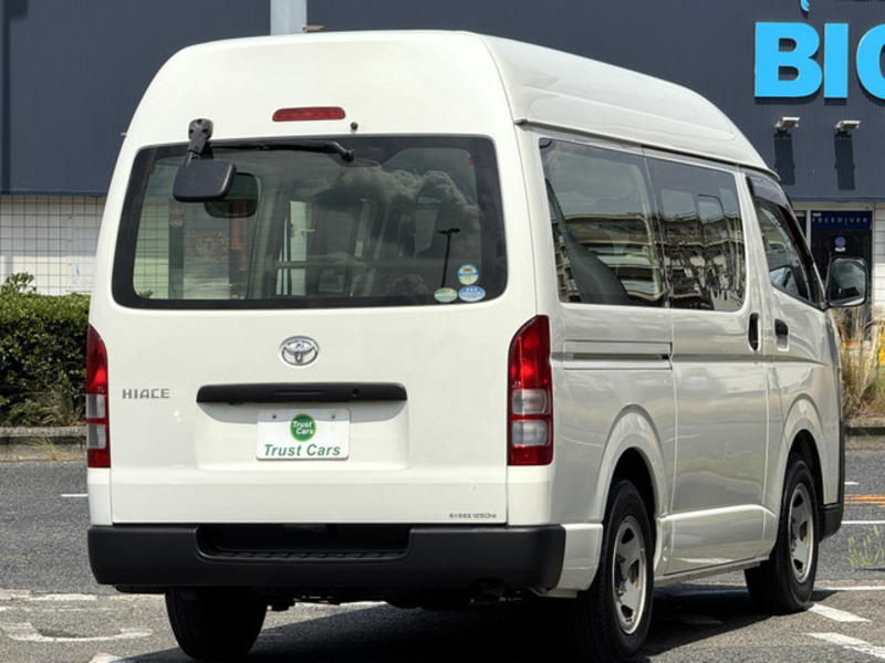 HIACE