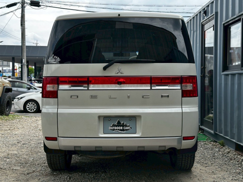 DELICA D5