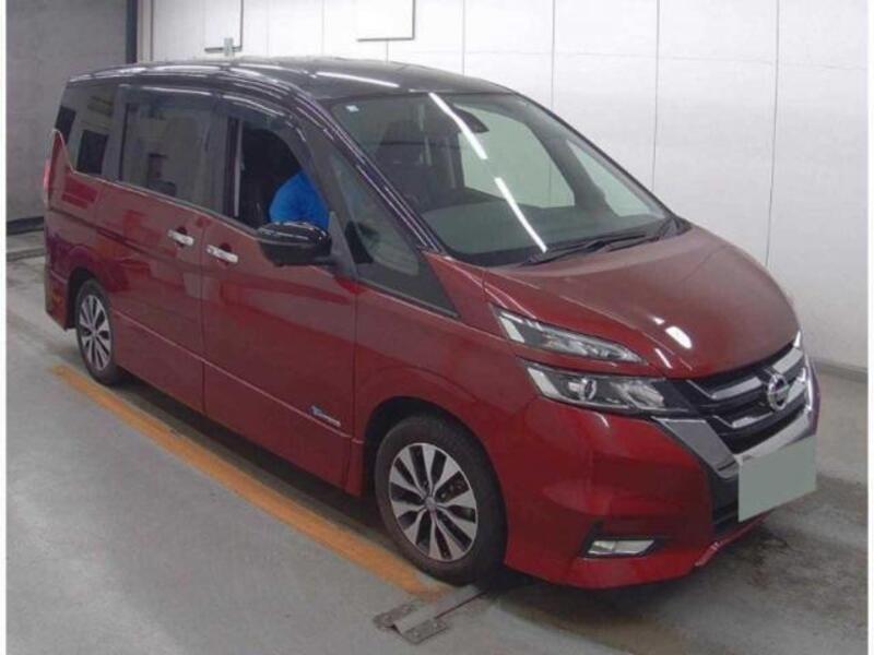 NISSAN SERENA