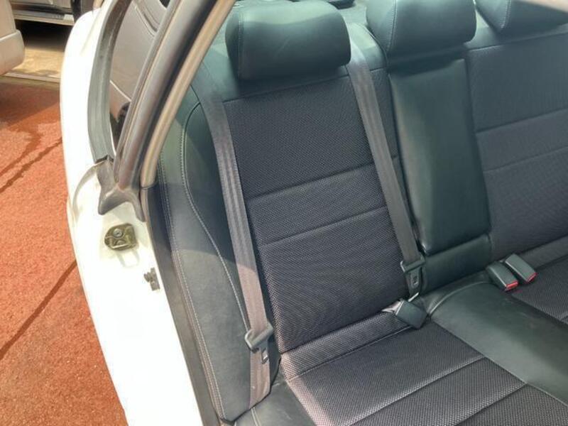 LEGACY B4