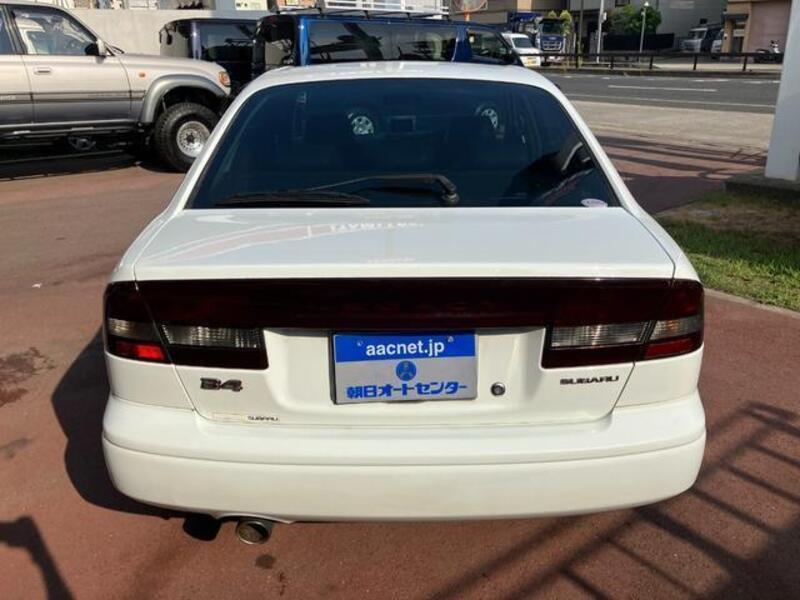 LEGACY B4