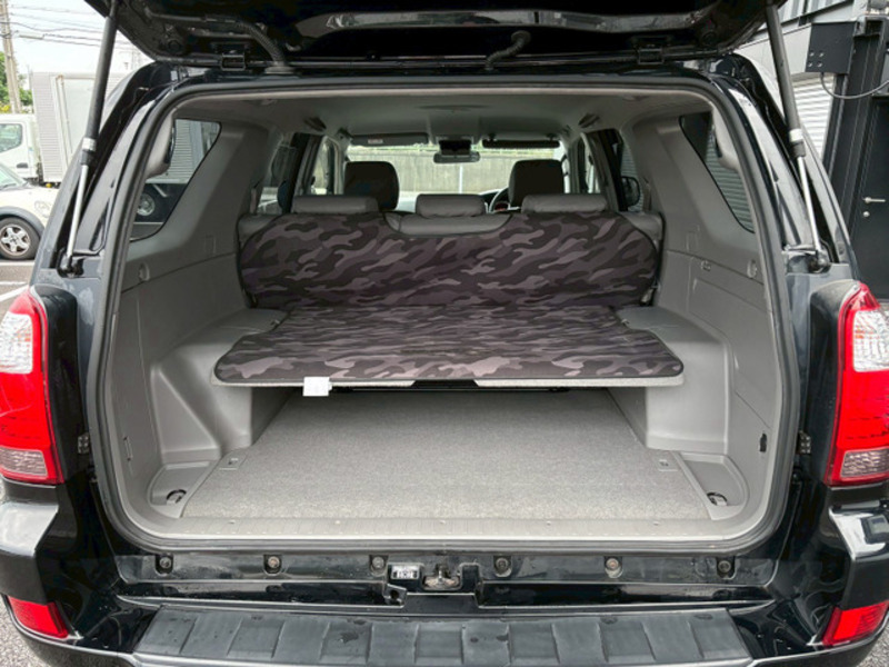 HILUX SURF