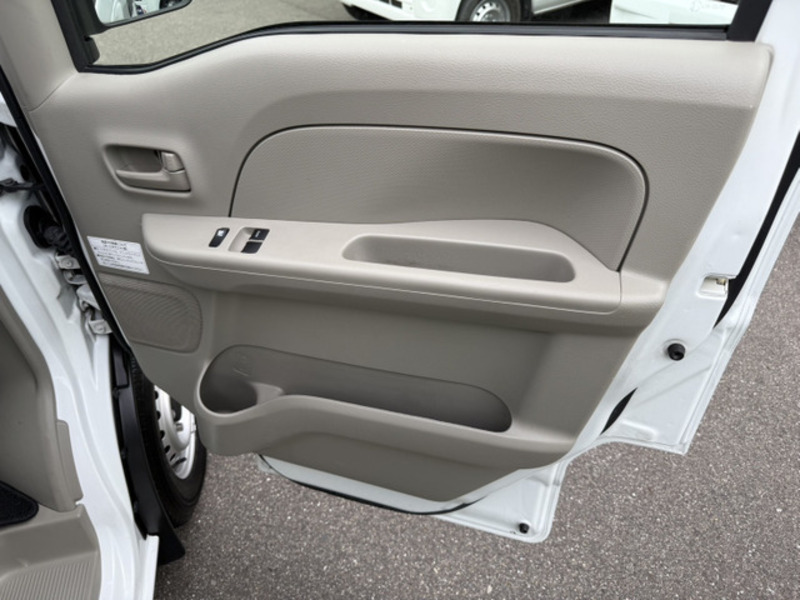 MINICAB VAN