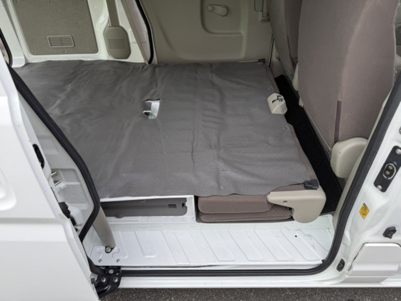 MINICAB VAN