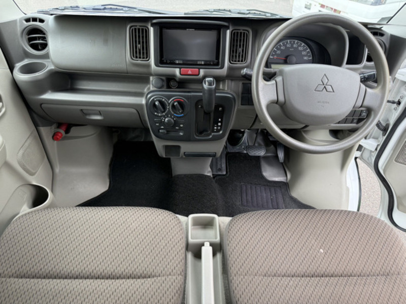 MINICAB VAN