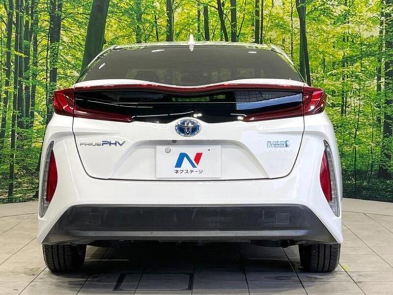 PRIUS PHV