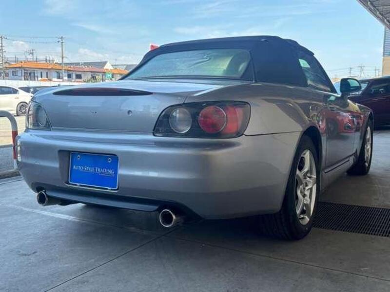 S2000