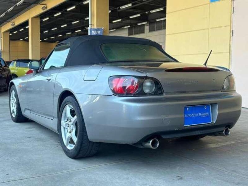 S2000