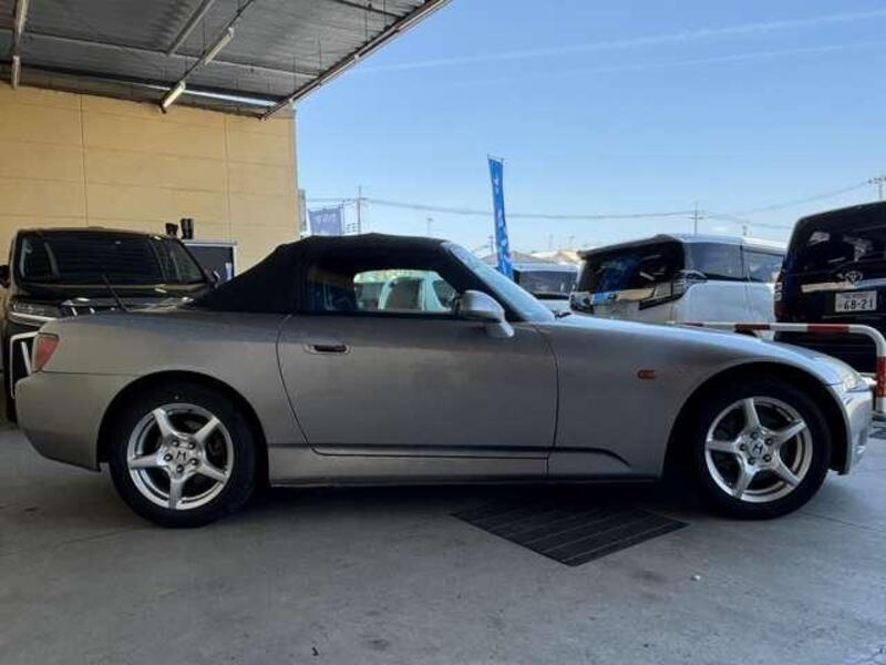 S2000