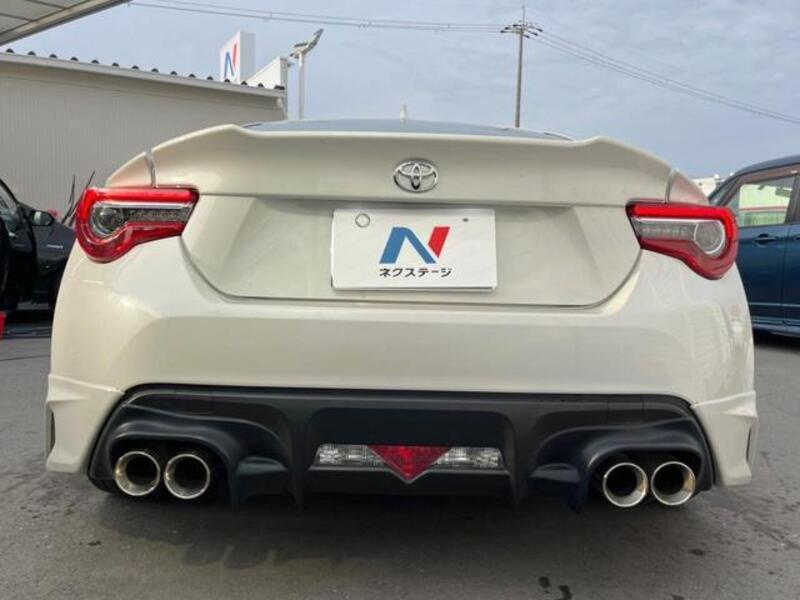 86